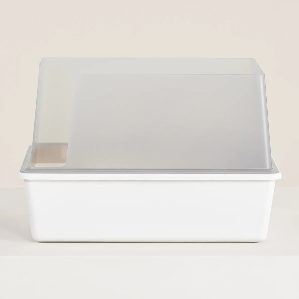 Cat litter box